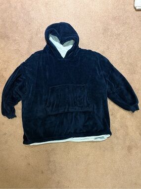 Huggle Cozy Oversized Hooded Plush Pullover Sweatshirt in Navy one size